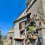 Апартаменты A Casa Di Mariarosaria Pozzovetere