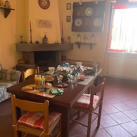 A Casa Di Mariarosaria Apartamento Pozzovetere